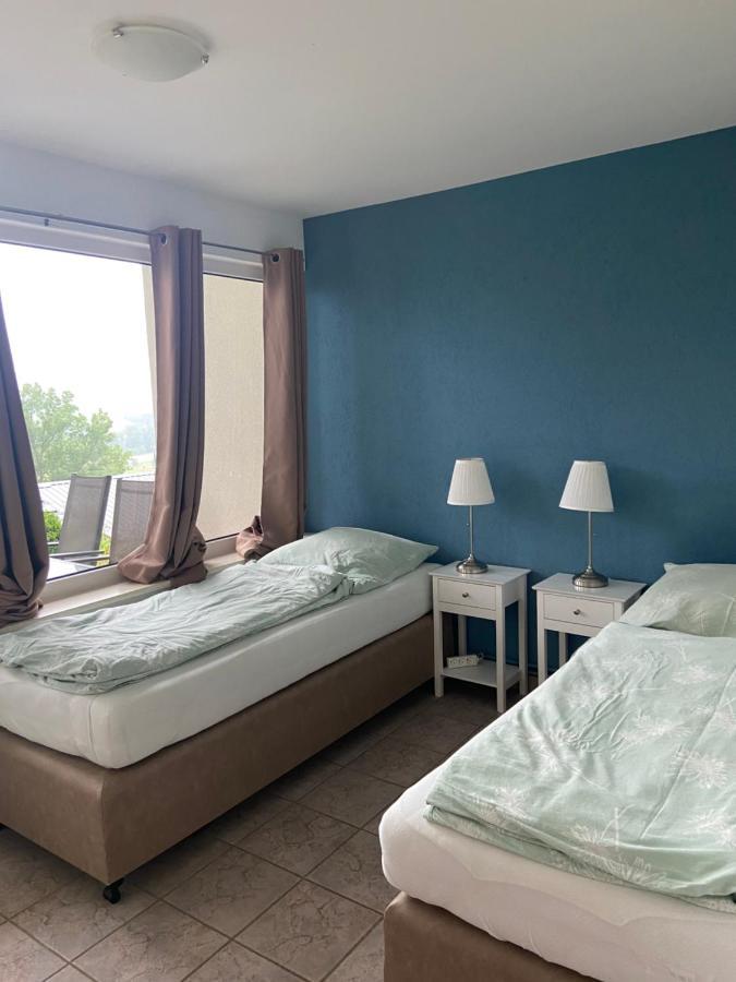 Traumhaftes Ferienhaus Husen Esterno foto