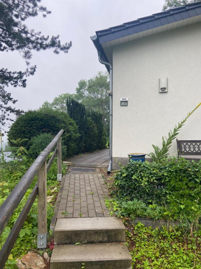 Traumhaftes Ferienhaus Husen Esterno foto